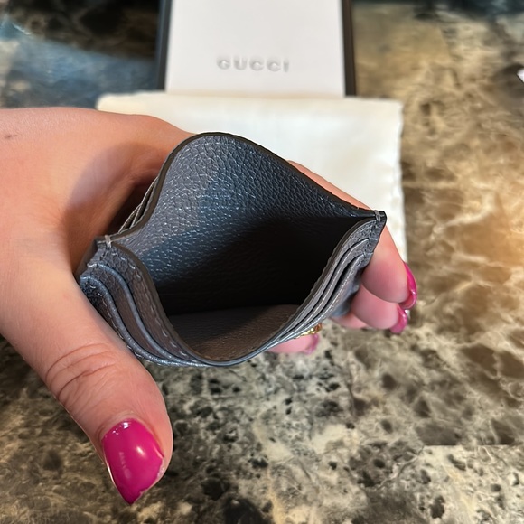 Gucci new two tone gray card case - Picture 4 of 7